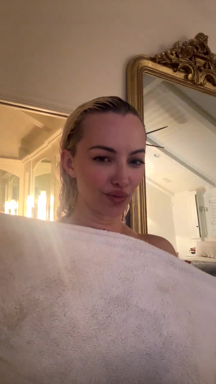 Lindseypelas Clip #R7BkK