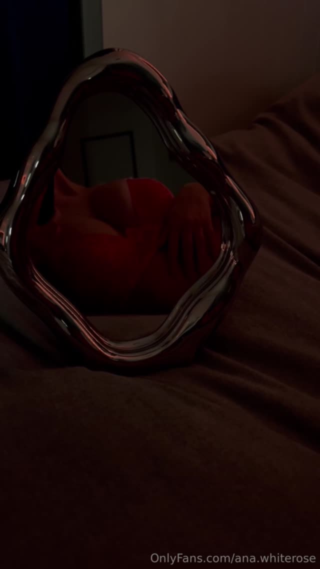 Anawhiterose Clip #8m3yvc