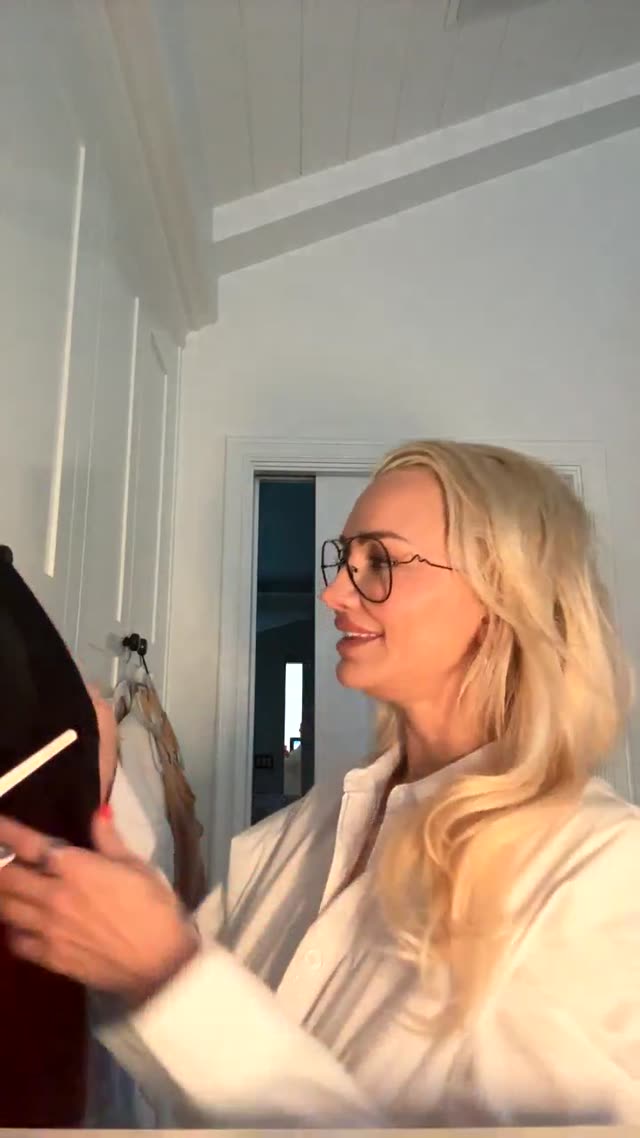Lindseypelas Clip #3LNGcE