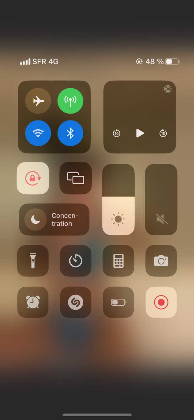 Anawhiterose Clip #3jcQ59