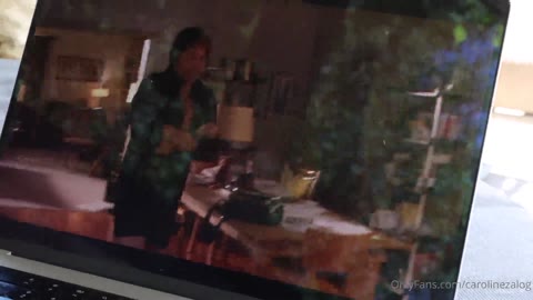 Carolinezalog Clip #4fyyBV