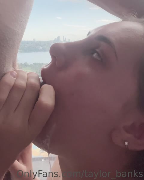 Taylorssroom Clip #8XCbgw