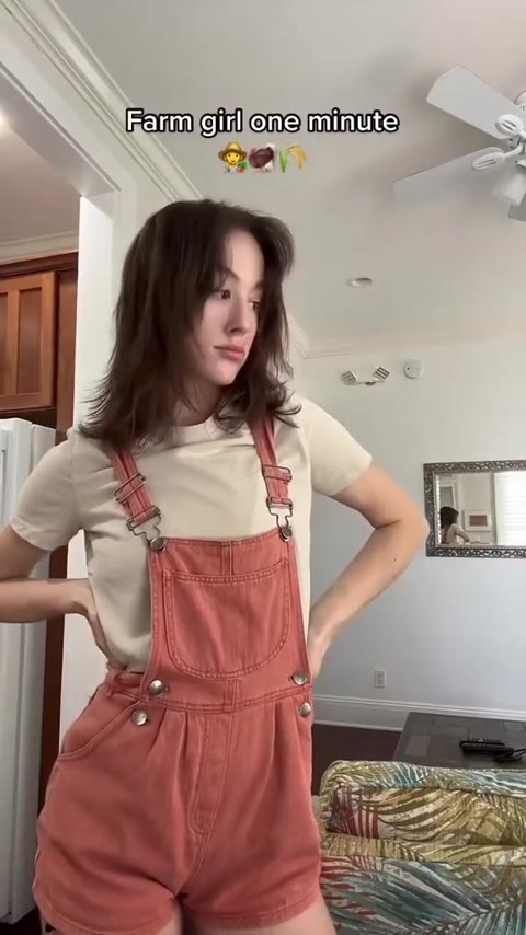 Jules_arii Clip #54WH9V