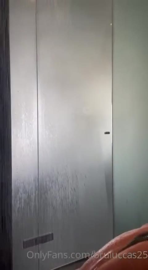 Bruluccas Clip #4bFsTd