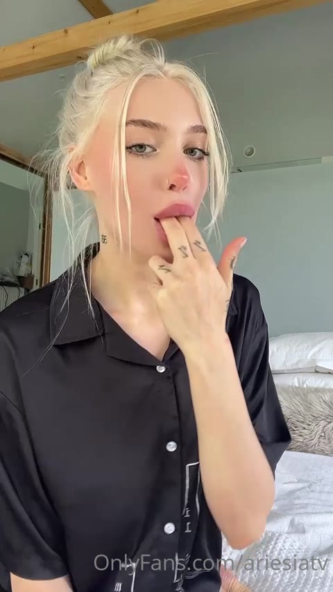 Ariesiagray Clip #5QUVVm