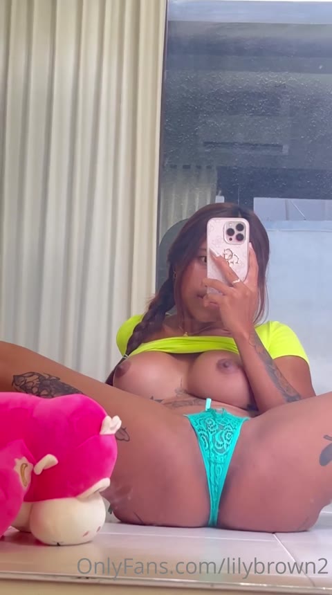 Lilybrown2 Clip #3q5iFp