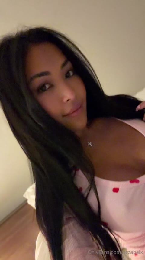 Erzabel Clip #5r3T32