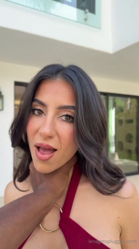 Lenatheplug Clip #7CLz9J